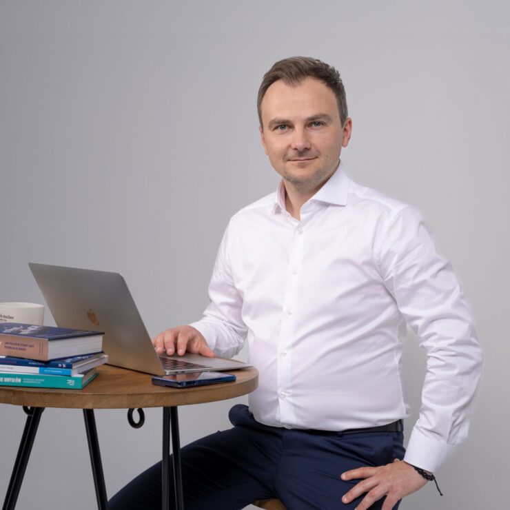 Przemek Fidzina, CEO CoAction, szkoły biznesowego angielskiego